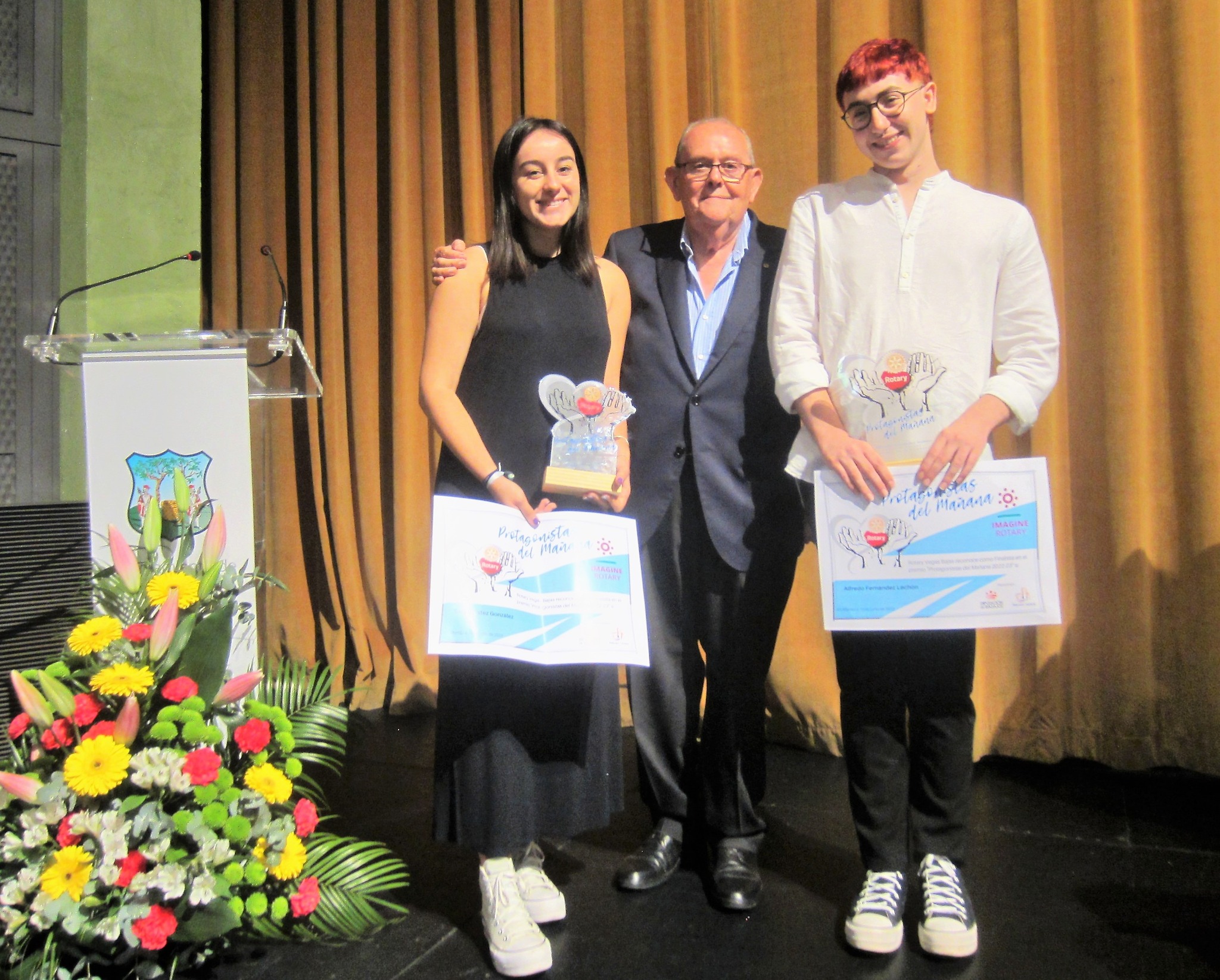 SARA BENÍTEZ GONZÁLEZ Y ALFREDO FERNÁNDEZ LECHÓN GANADORES DEL PREMIO ‘PROTAGONISTAS DEL MAÑANA