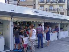 LA BAÑEZA (LEÓN) ABRE LA FERIA DEL LIBRO LLENA DE ACTIVIDAD