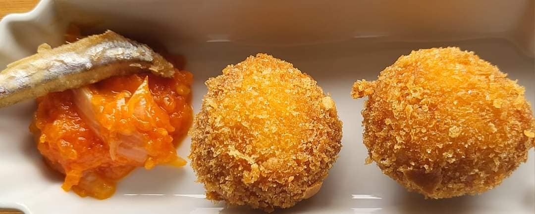 CROQUETAS DE «ENCEBOLLAO» DE BOQUERONES