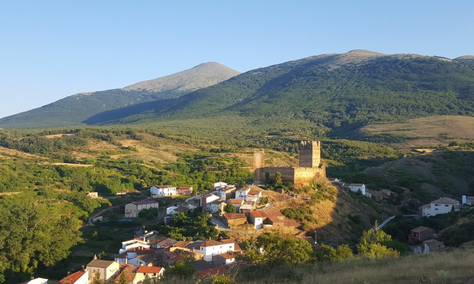 VISITA GUIADA A ÁGREDA Y VOZMEDIANO, DOS PUEBLOS DEL MONCAYO SORIANO