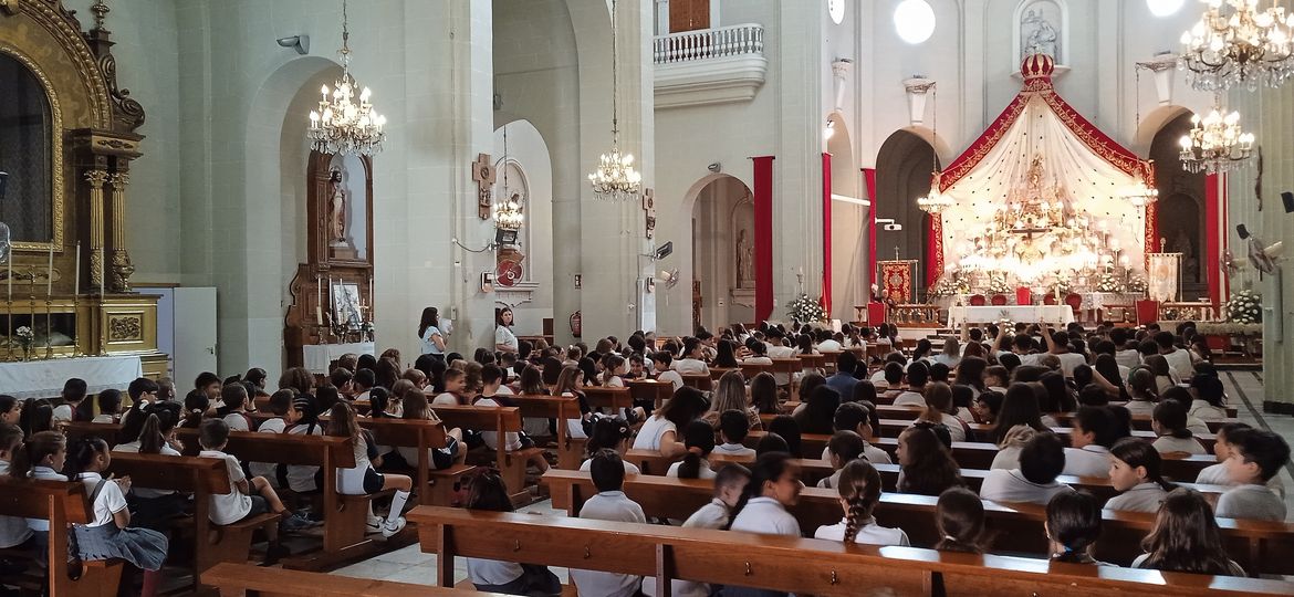 EMPEZANDO EL CURSO CON HISTORIA Y TRADICIÓN