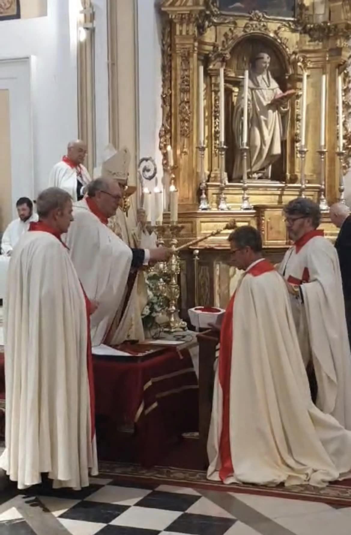 CABALLERO DEL NOBLE CAPÍTULO DE ISABEL LA CATÓLICA