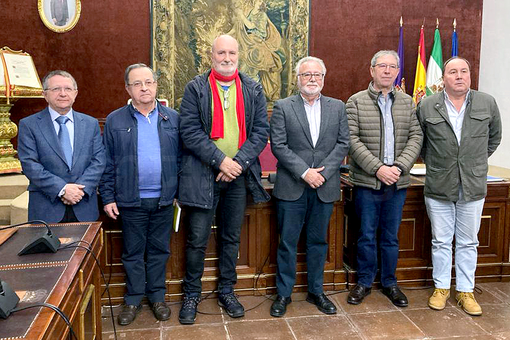 LA ASOCIACIÓN DE CRONISTAS DE CÓRDOBA ELIGE COMO PRESIDENTE A JOSÉ REY GARCÍA