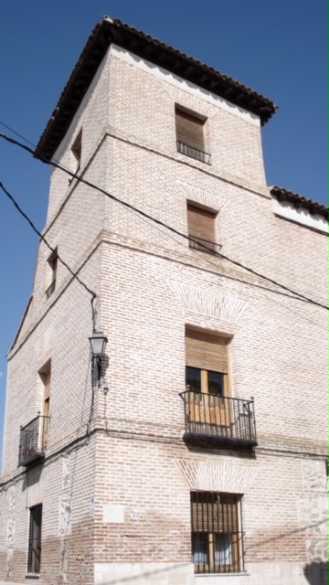 LA TORRECILLA. TIPICA CONSTRUCCIÓN DE EDIFICIO CIVIL DE ESQUIVIAS (TOLEDO)