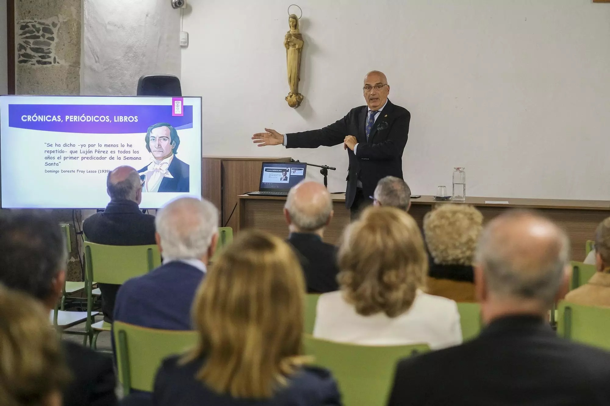 LAFORET: «EL DEVENIR HISTÓRICO DE LA SEMANA SANTA DE LAS PALMAS DE GRAN CANARIA ESTÁ LIGADO A LA EVOLUCIÓN DE LA CIUDAD»