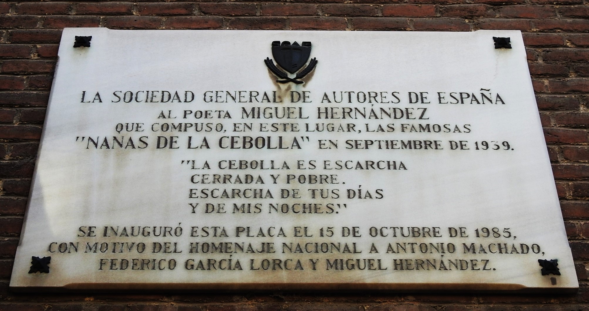 SALUDO FUENTEPIÑELANO.ORIOLANO 3858. ANIVERSARIO DE LA MUERTE DE MIGUEL HERNÁNDEZ