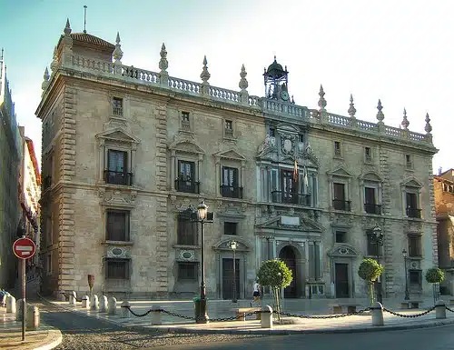 LA REAL AUDIENCIA O CHANCILLERÍA SE INSTITUYÓ EN CIUDAD REAL EN 1494 POR ORDEN DE LOS REYES CATÓLICOS