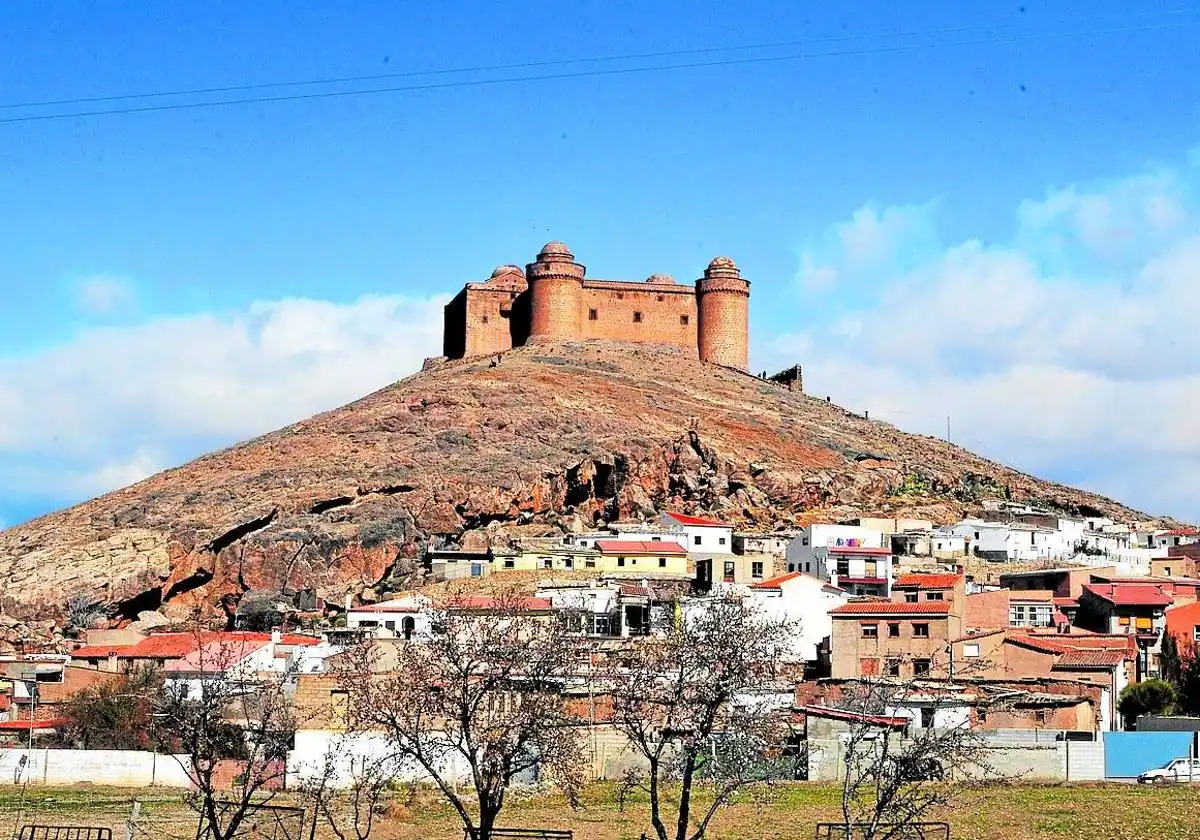 EL CASTILLO DE LA CALAHORRA