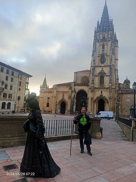 SALUDO FUENTEPIÑELANO-JACOBEO 3918. CAMINO PRIMITIVO. 1ª ETAPA: OVIEDO-GRADO.