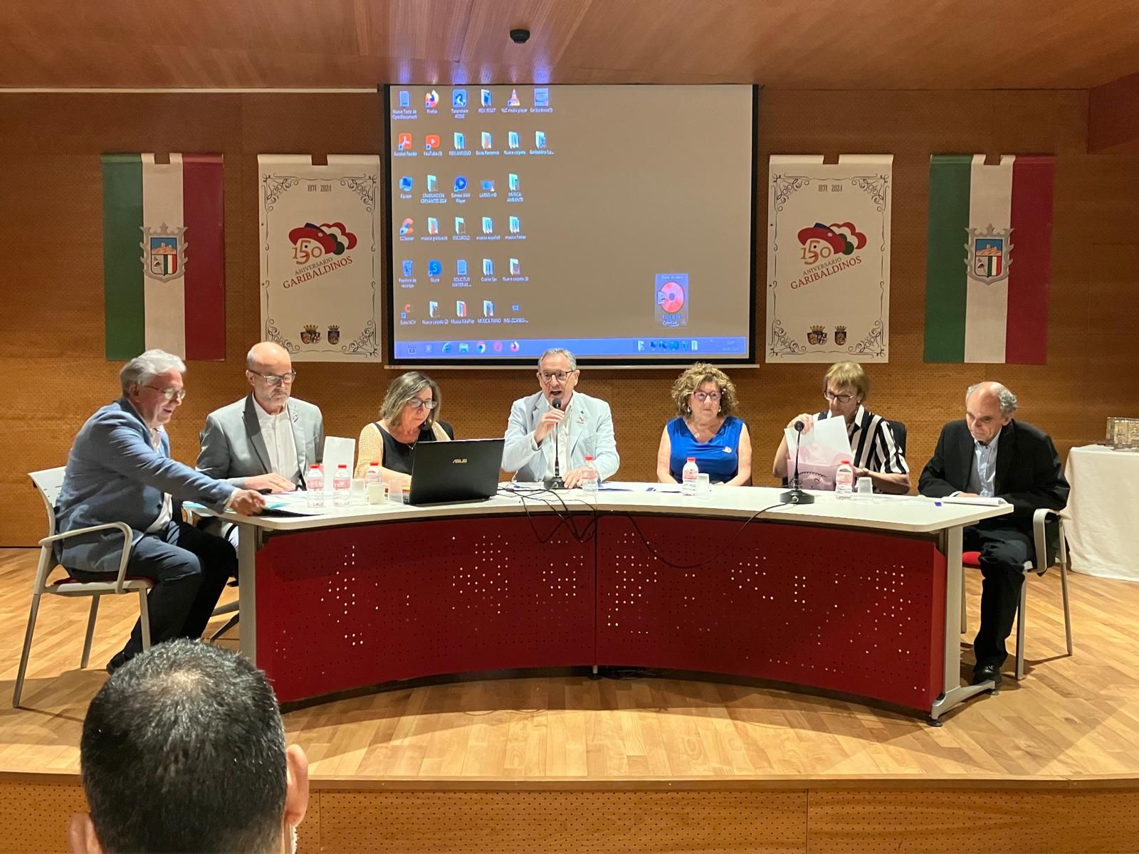 MESA REDONDA SOBRE EL 150 ANIVERSARIO DE LA COMPARSA DE LOS GARIBALDINOS EN SAX