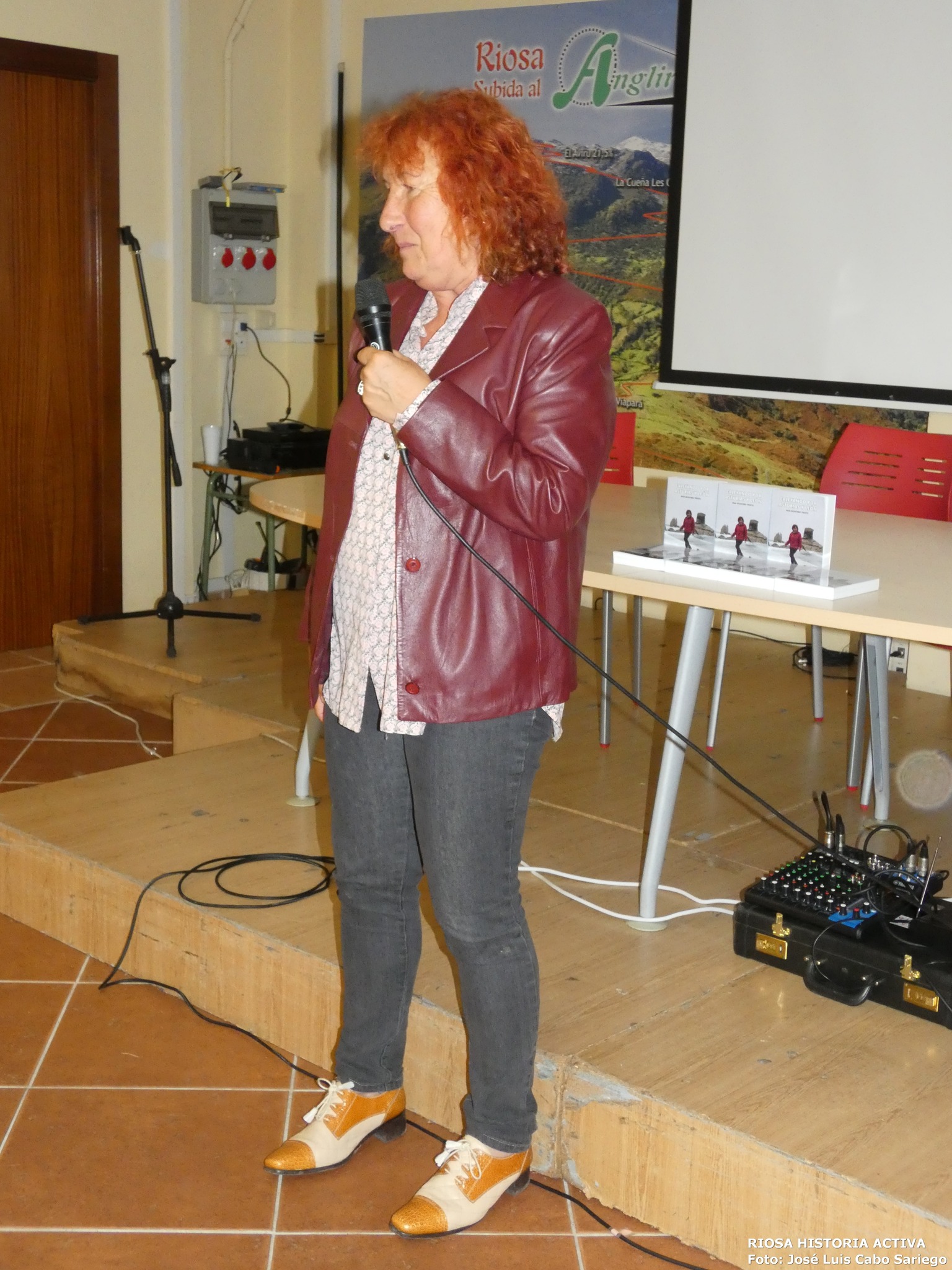 PRESENTACIÓN DEL LIBRO CALEYANDO POR ASTURIAS Y LEÓN