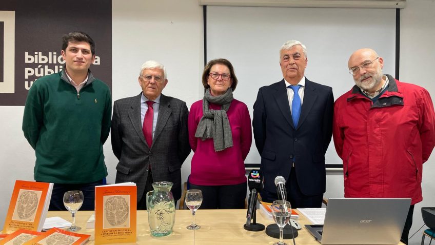 PRESENTACIÓN DEL LIBRO DE FRANCISCO SALGADO «EL CONCEJO DE UTRERA A FINES DE LA EDAD MEDIA’ DE LA COLECCIÓN DE TEMAS UTRERANOS